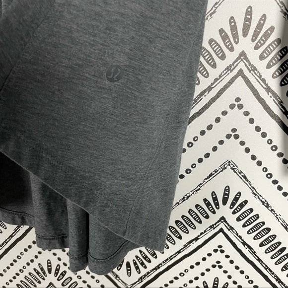 Lululemon Acadia Long Sleeve Top - Picture 12 of 12